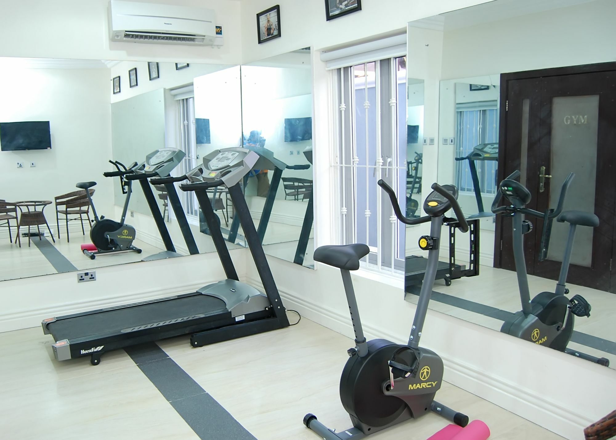 The Montrose Hotel Lekki Extérieur photo