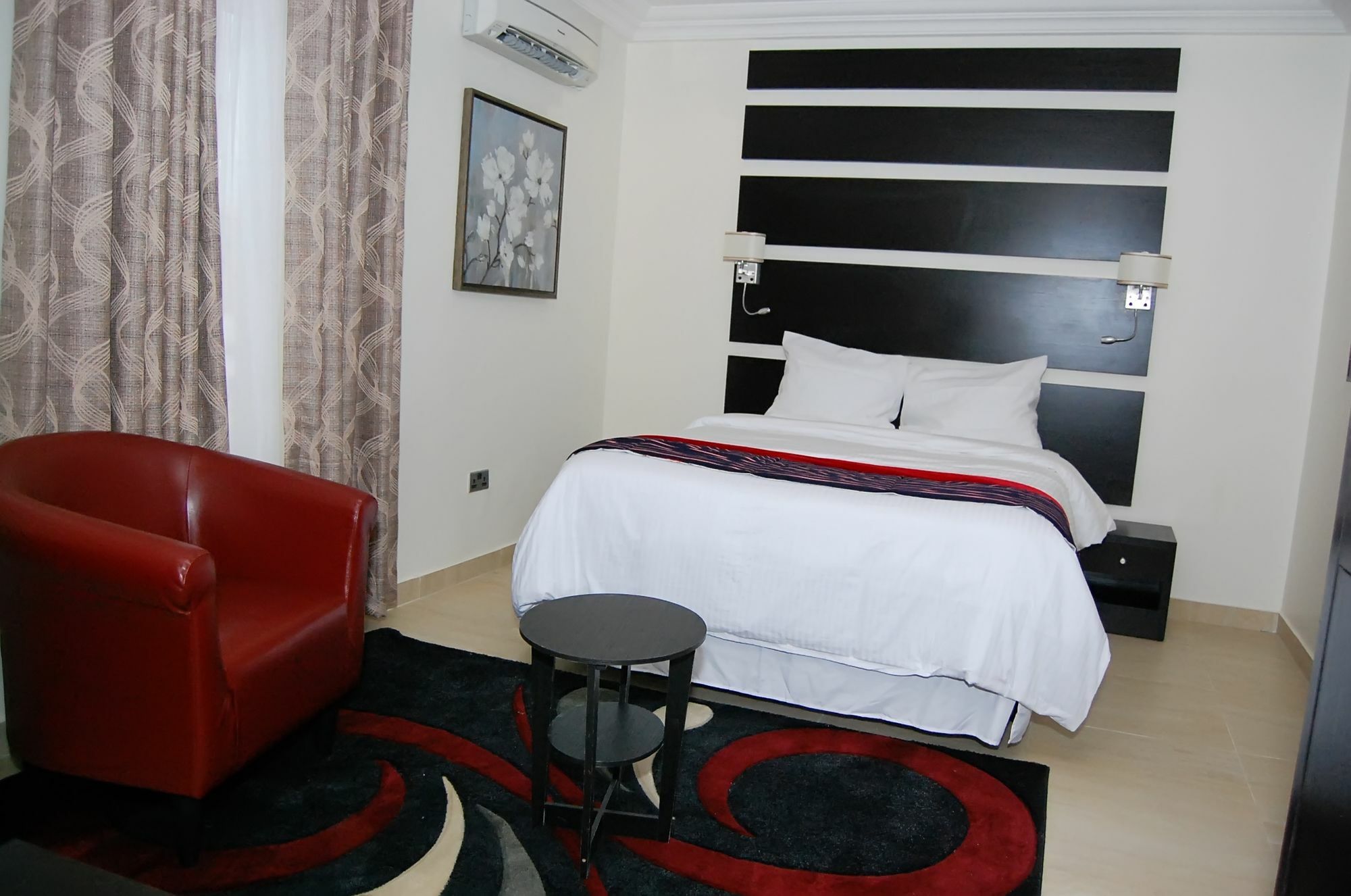 The Montrose Hotel Lekki Extérieur photo